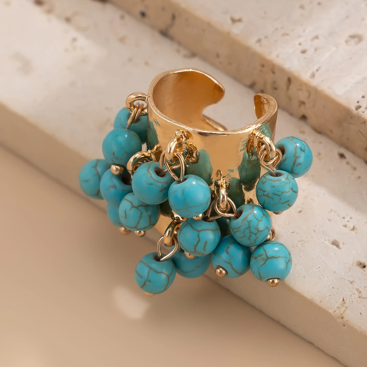 Vintage Design Turquoise Imitated Pearl Wide Face Open Rings for Women Trendy Lady Street Peach Heart Ring Fashion Jewelry Gifts