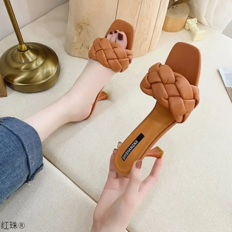 Оптовая продажа, новинка 2020, женские сандалии, мягкие однотонные тапочки, сандалии на плоской подошве для женщин