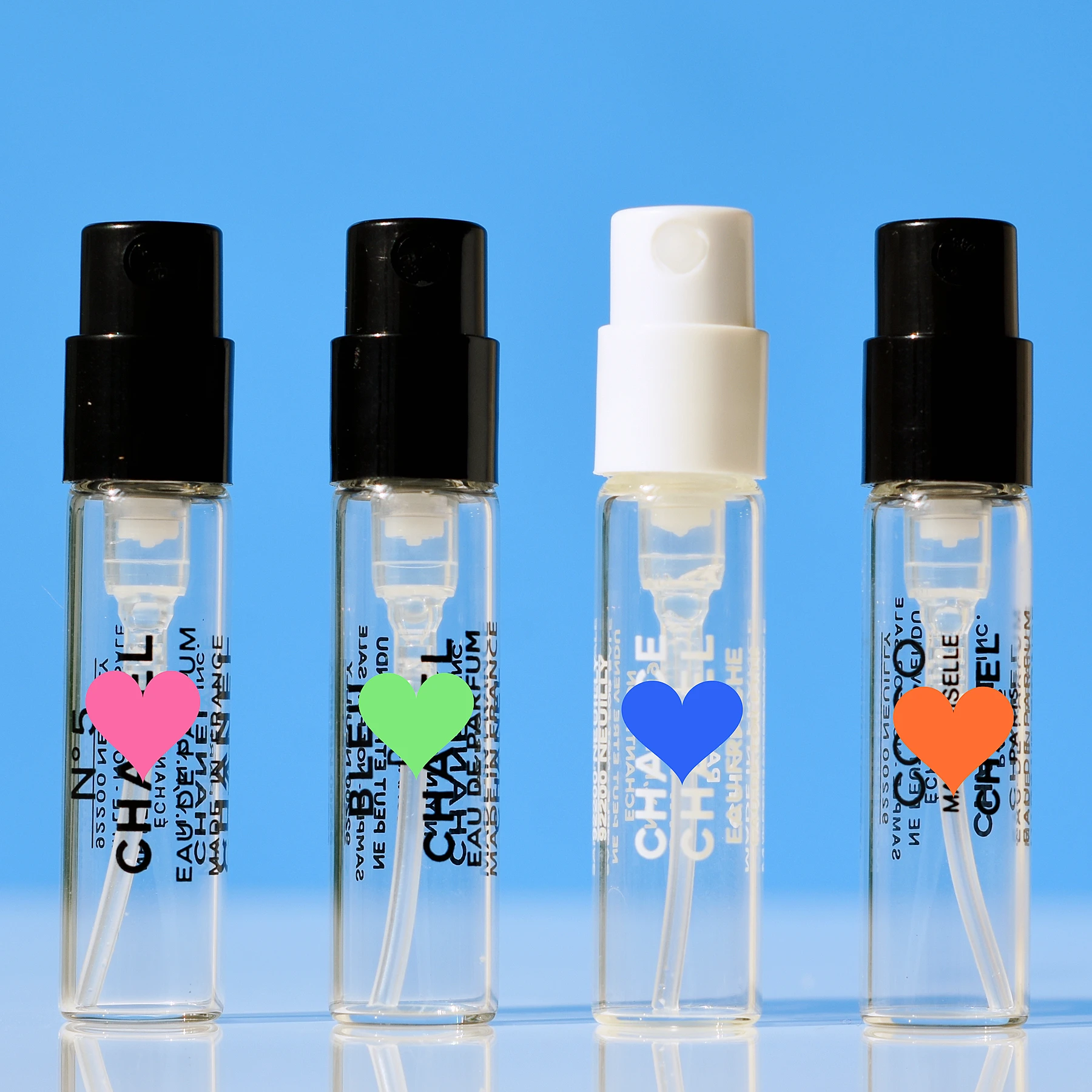 HeLun Custom Logo Print Discovery Brand 1.5ml 2ml 2.5ml Mini Tester Decant Parfum Glass Vial Perfume Bottles with Paper Card Box
