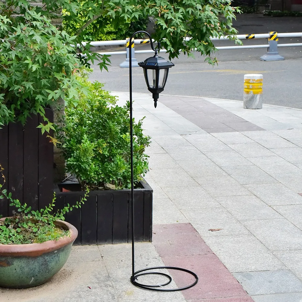Free Sample Solar-Powered Premium Yard Flag Holder Garden Flag Stand Weatherproof Metal LED Flagpole Clip Stopper Powder Coated