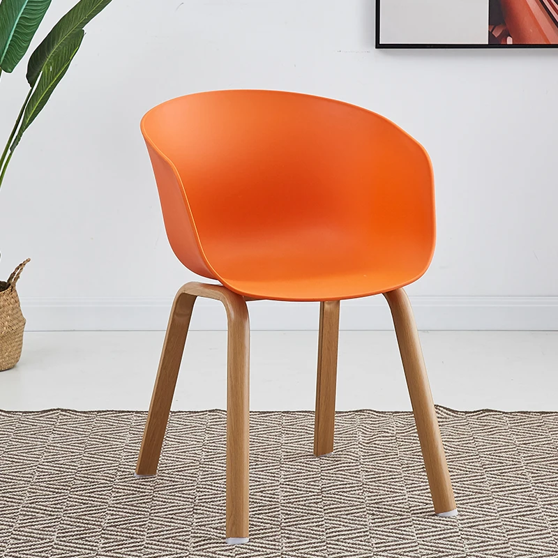 Оптовая продажа дешевая мебель для столовой кресло скандинавский полипропиленовый пластиковый обеденный стул с металлическими ножками