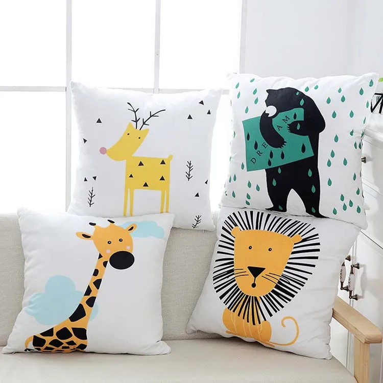 Белая плюшевая подушка для сиденья с мультяшным принтом, жираф, Лев, слон, декоративная подушка 45x45 см для детской комнаты