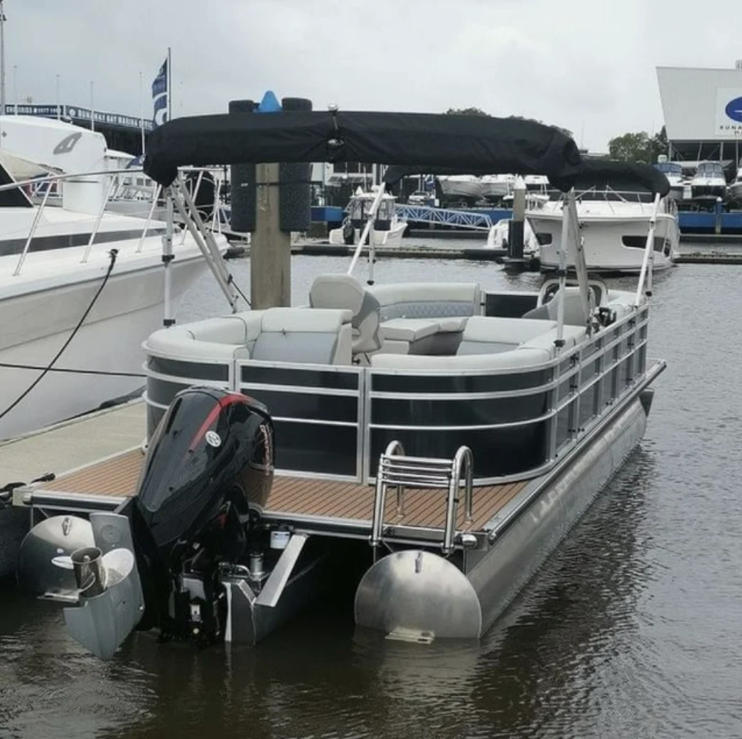 Wholesale pontoon Water Island boat raft patio party yacht Dock pontoon platform for sun bathing