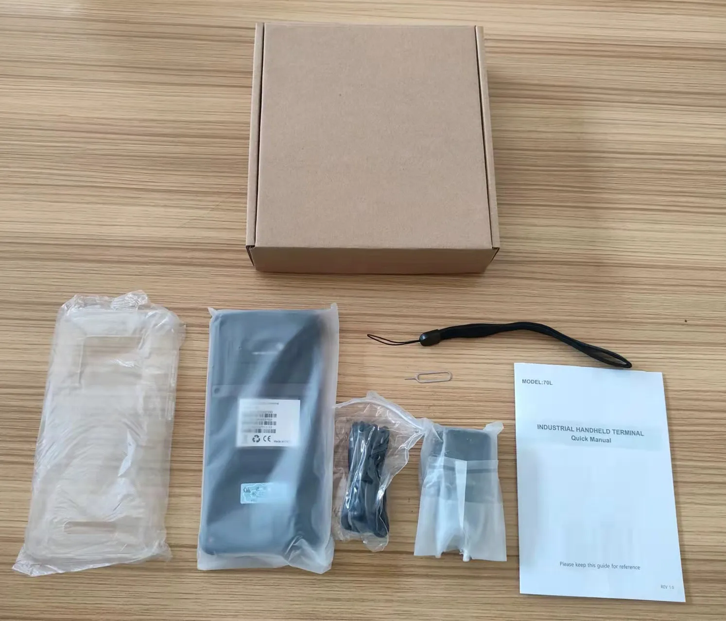Лучший 5 6 дюймовый IP67 Прочный Android 9 0 2D сканер штрих-кода PDA Смартфон с 4G NFC