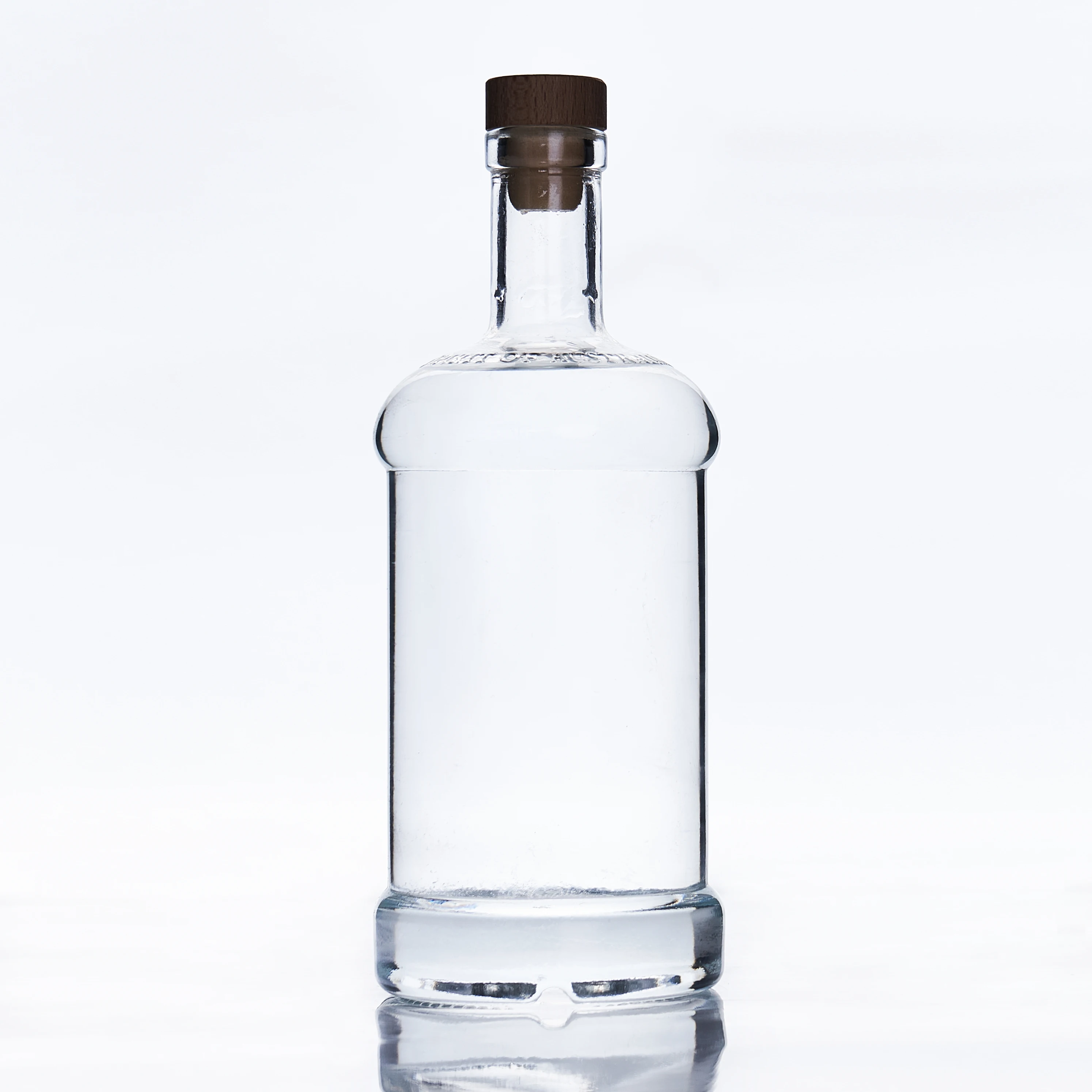 Transparent vodka bottle 480ml custom empty whiskey spirit glass bottle