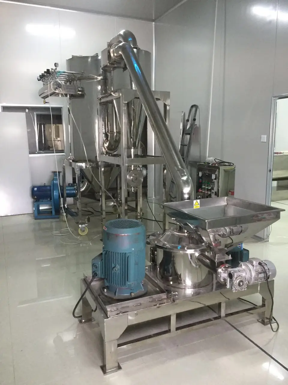 Industrial dry pepper moringa leaves powder mills grinder spice powder produce machine