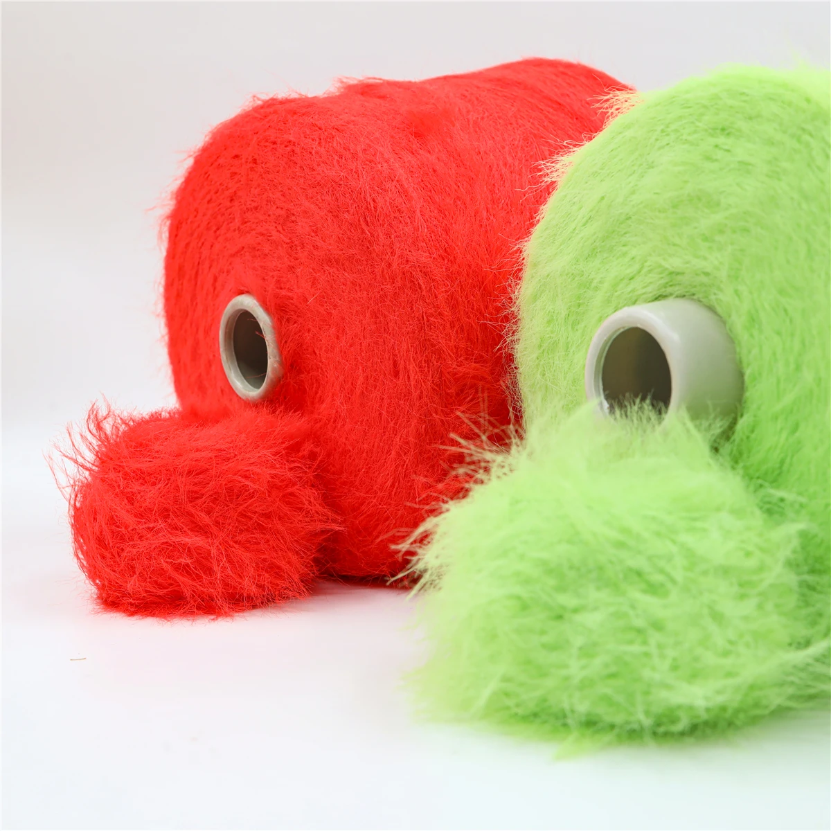 100% nylon feather yarn fancy Yarn High Temperature Resistant Free Sample Accept Custom Color Dyed 5cm Curly