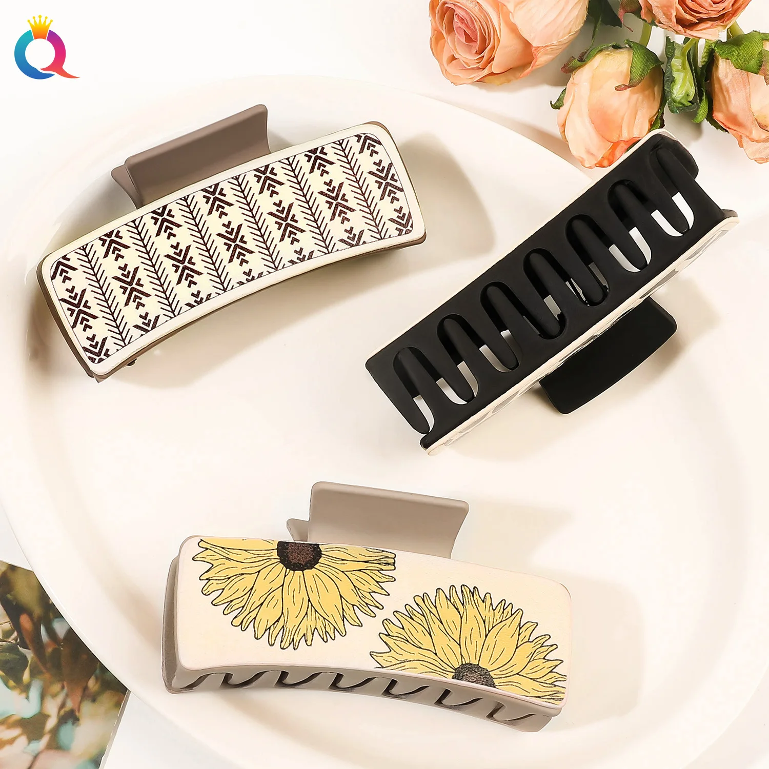 QIYUE Large Hair Claw Sunflower Leather Decoration Milk Cow Texture Hair Clip