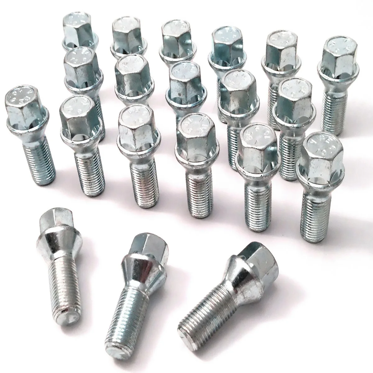 Ball Seat Wheel Bolt Chrome - 14x1.5x 28mm Length - 4 Pack