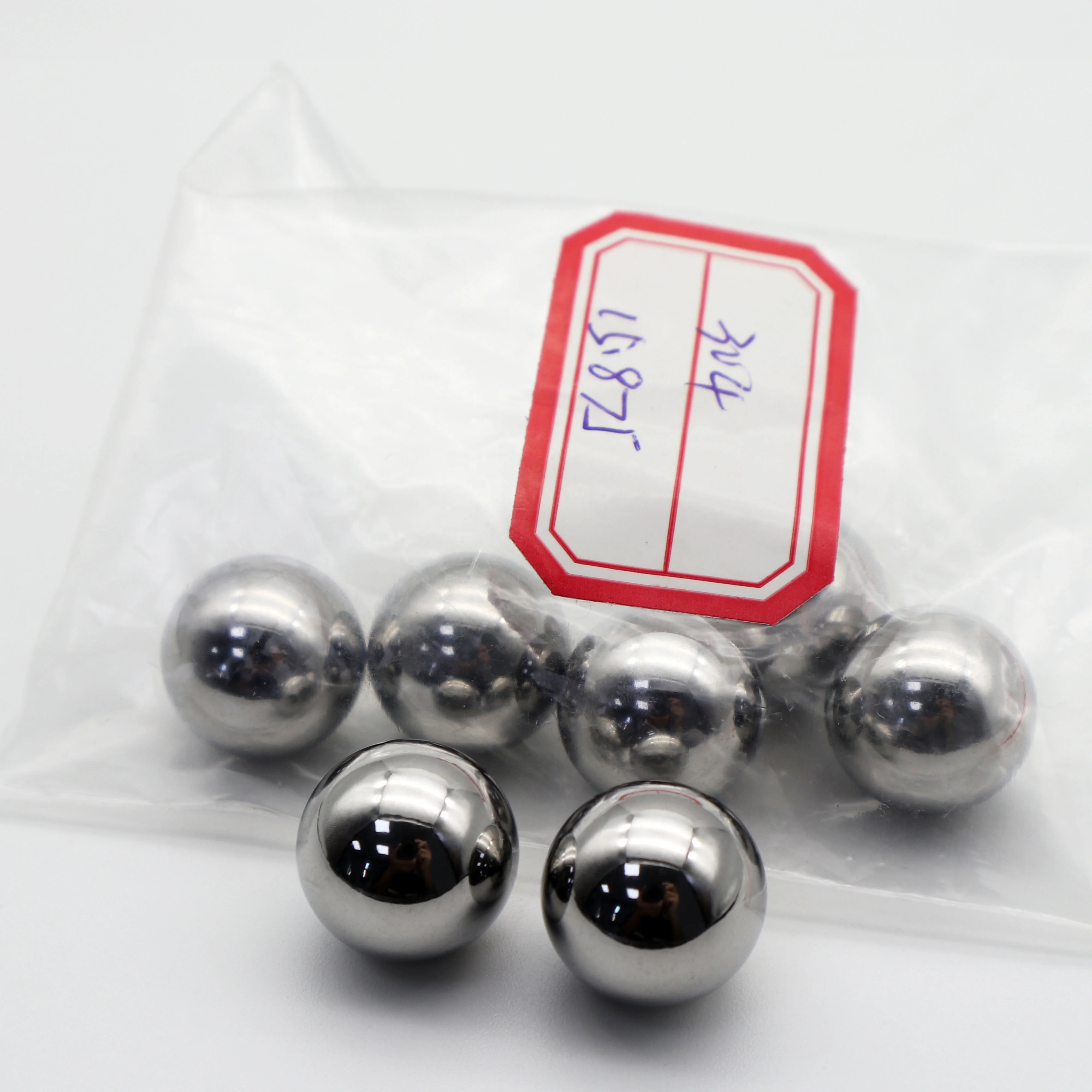 
High Precision Stainless Steel 304 Bearing Balls SS304 Small Balls 15mm Diameter 