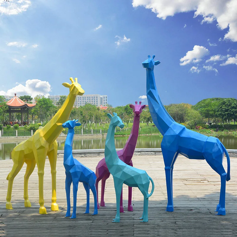 Factory Fiberglass Abstract Geometric Giraffe Sculpture Garden Landscape Outdoor Large Sculpture Decorative Ornaments