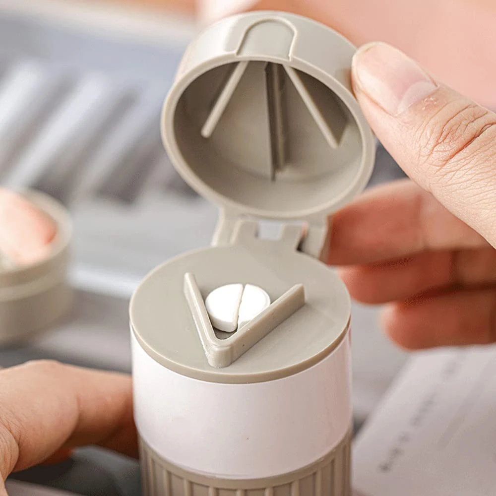 Hot Sale Pill Crusher With Pill Cutter Powder Grinder Medicine Tablet Divider 4 In 1 Pill Boxes