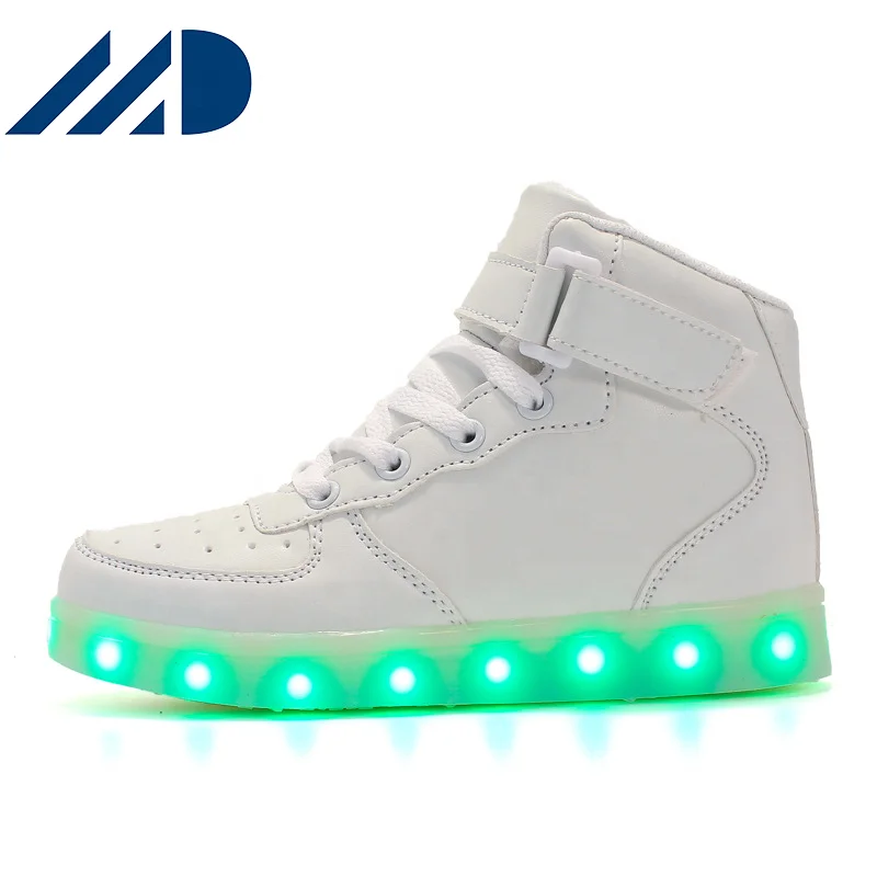 Wholesale Sport Shoes Men and Kids sport Shoes Light Shoes Kids for Girls Boys Led Sneaker Adult