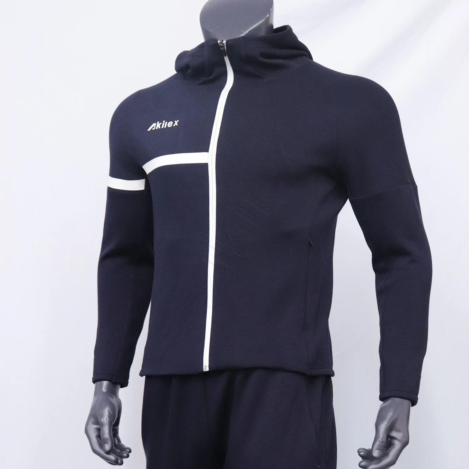 Оптовая продажа OEM лидер продаж новый дизайн Высококачественная дышащая мужская спортивная куртка для фитнеса и спортзала светоотражающая
