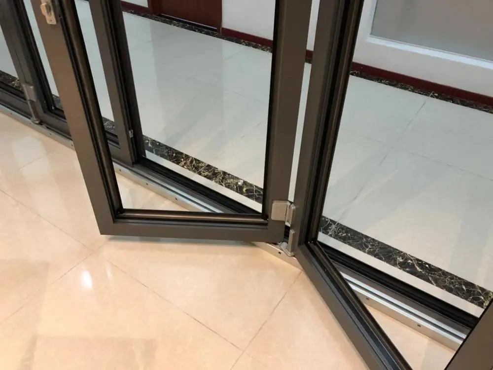 Soundproof thermal break wooden color Luxury Exterior Patio Lowes Glass Accordion Aluminium Bi-fold Doors
