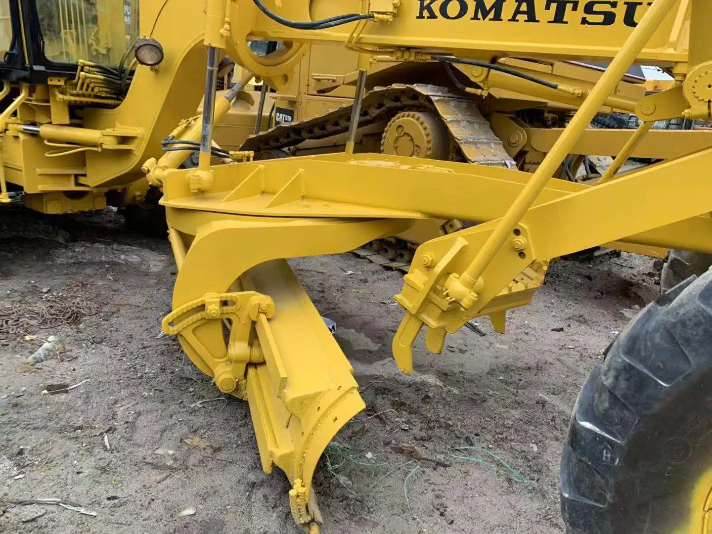 used graders gd623 on hot sale cheap price and high quality in shanghai
