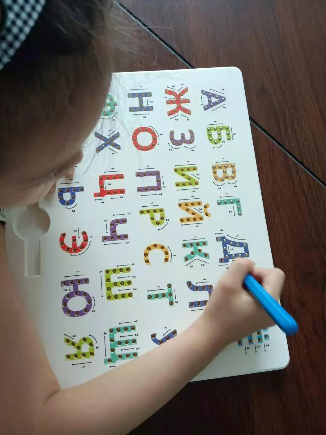 2022 Brand New Steel Balls  Portable Erasable Russian Writing Board Magpad Magnetic Drawing Board