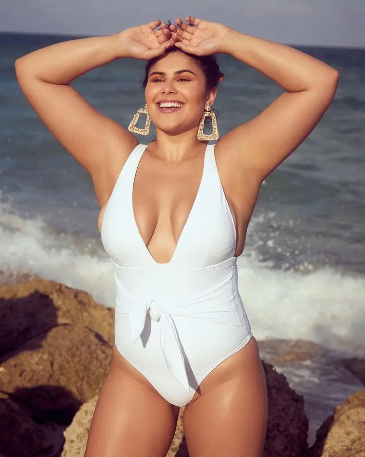 2021 American Women Sexy Photo Bikini Best Quality One Piece Cutout Spliced Swimsuit Shiny Fabric Swimwear