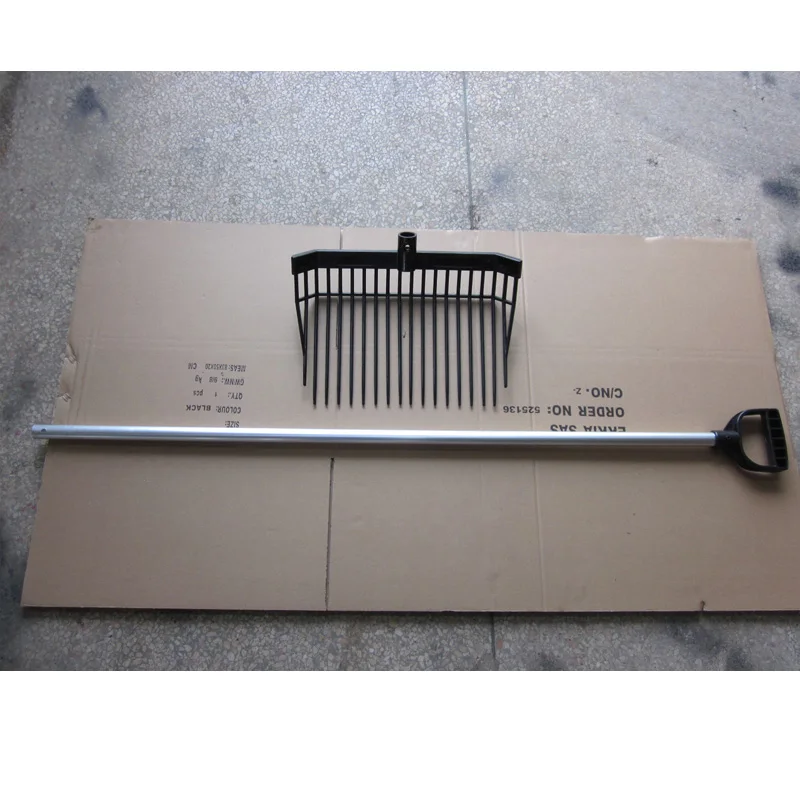 Wholesale Steel Fork Steel Gardening Hand Tools Farming Pitch Fork Hay Fork For Horse Barn