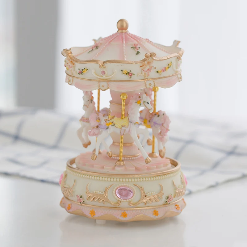 Popular Polyresin Decoration Merry-go-round Pink Birthday Christmas Gift Music Box