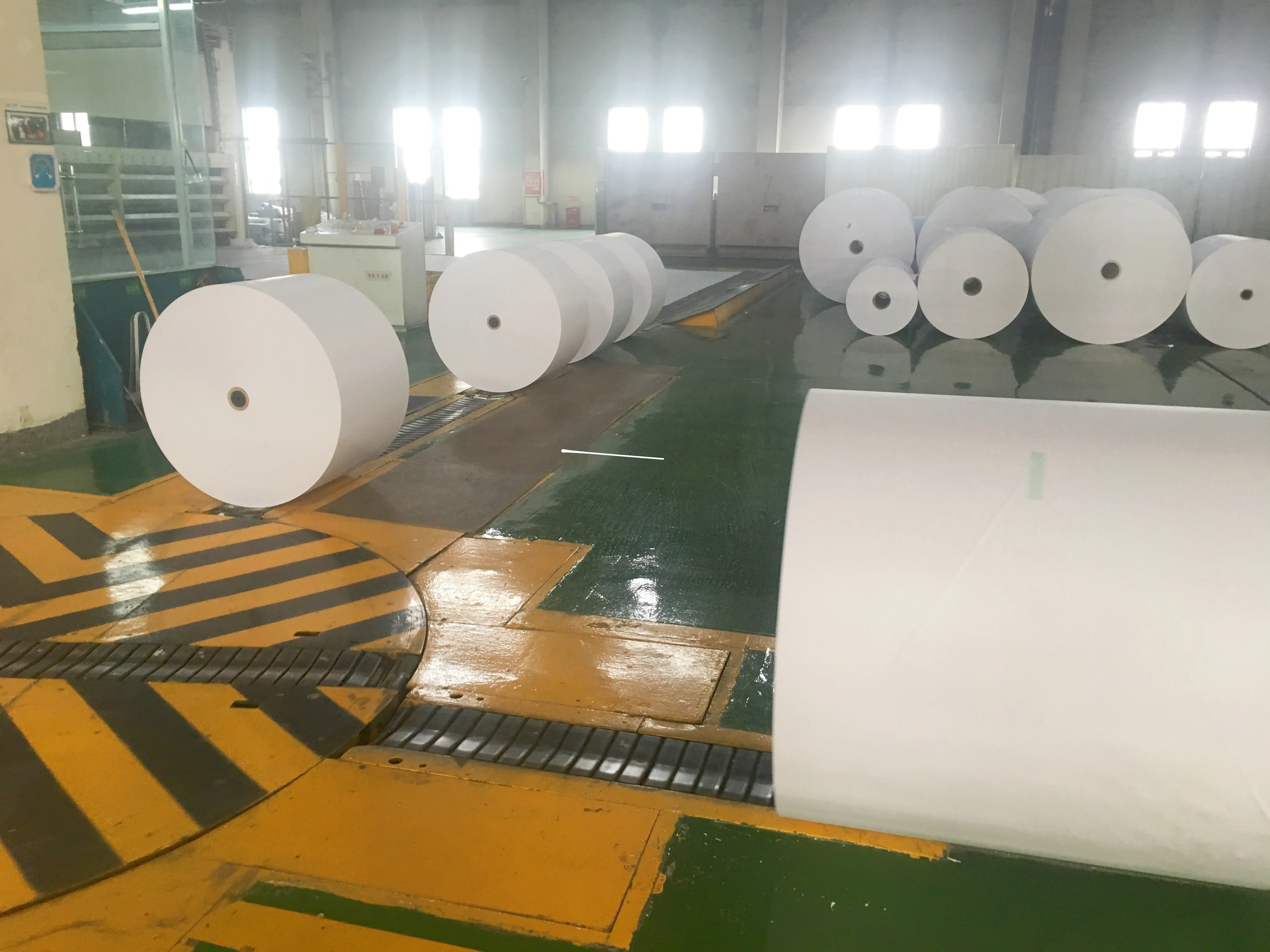 Food Grade Single / Double Sided white Pe Coated Paper board jumbo Roll For Paper Cups/bowls/bags/boxes/containers