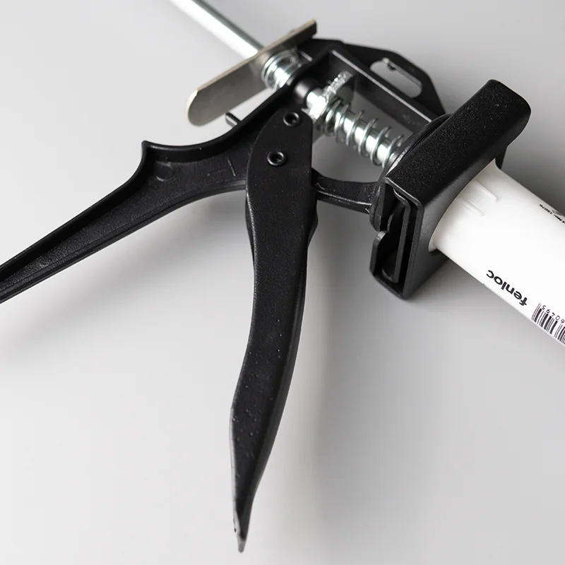 New style anti-drip manual silicone gun
