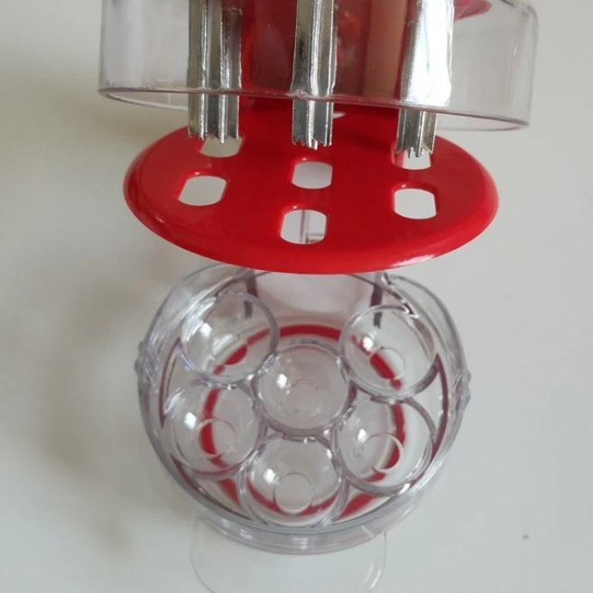 GadgetCreative Kitchen Fruit Salad Tool Cherry Pitters Deseed Cherries Pitted Gadget