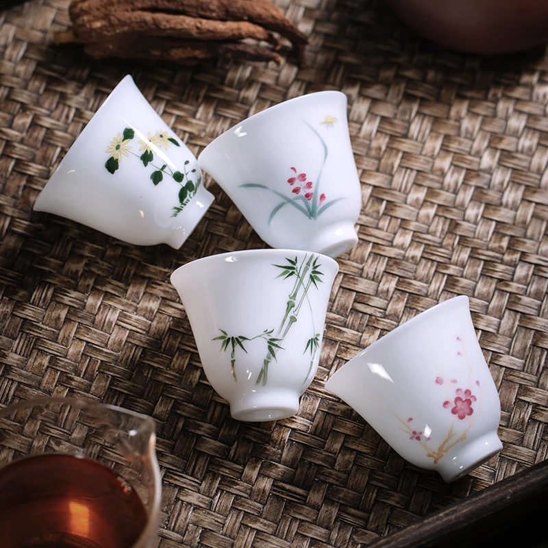 Zhong's Kiln Small Tea Cup Jingdezhen Teacup Ceramic Hand-painted Pastel Plum Orchid Bamboo and Chrysanthemum Porcelain Tea Cup