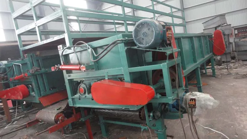 Easy Operation  Double Roller Double Slot Wood Debarker For Sale