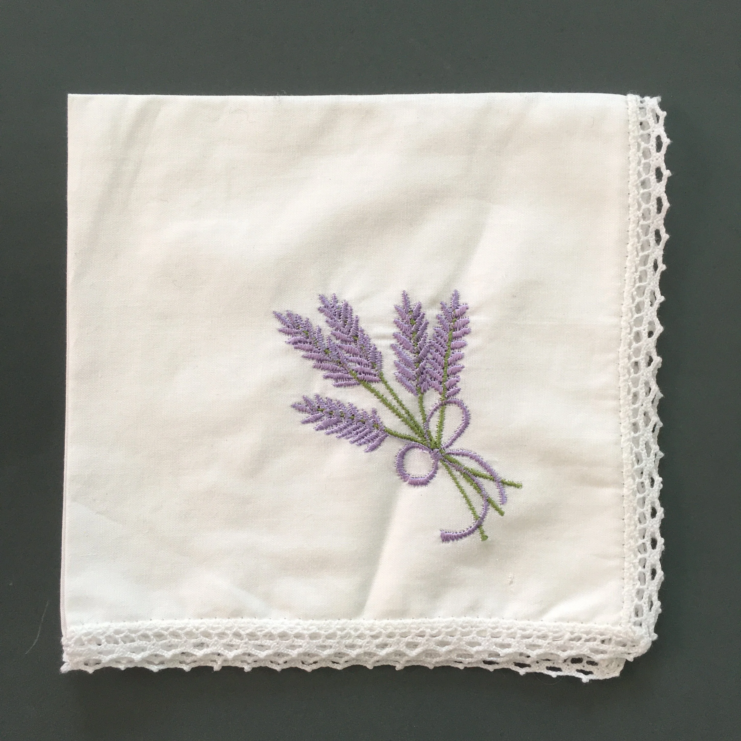 Fashion custom embroidered cotton handkerchief