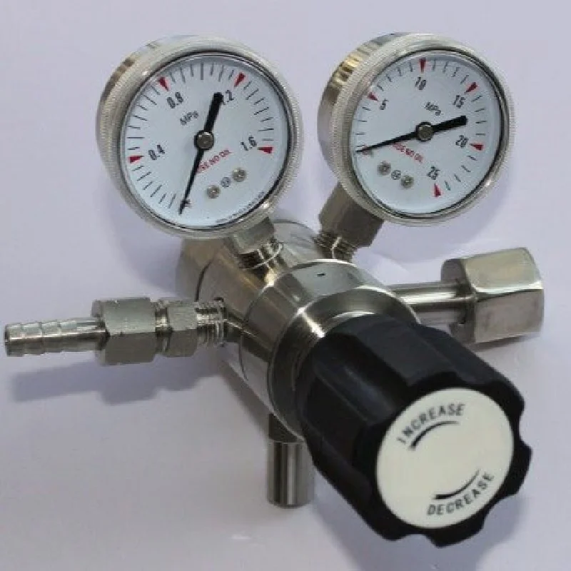 Hot sales acetylene gas cylinder pressure reducer shockproof  meter high  reducing
