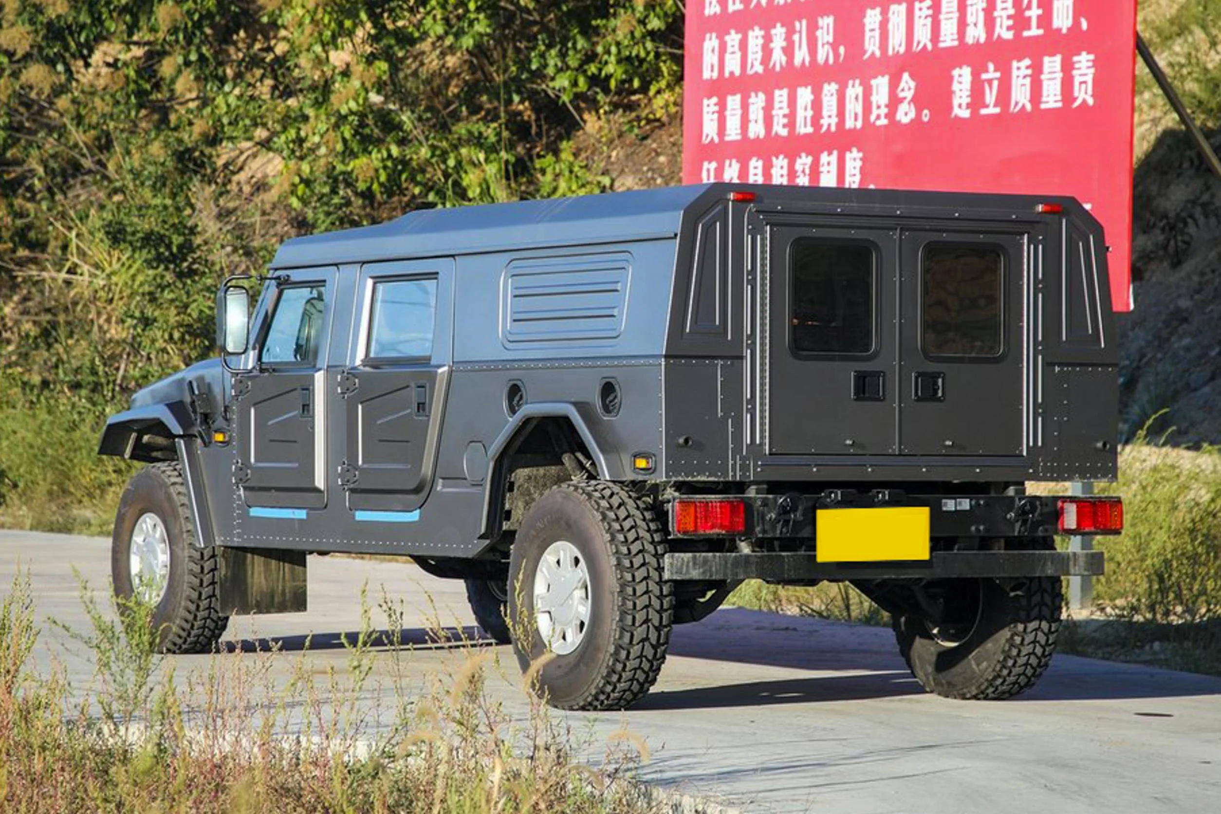 Dongfeng M50 внедорожный мини-грузовой автомобиль гражданский 4x4 маленький светодиодный фотоаппарат Электрический кожаный Темный люк на крыше алюминиевый сплав бензиновый двигатель