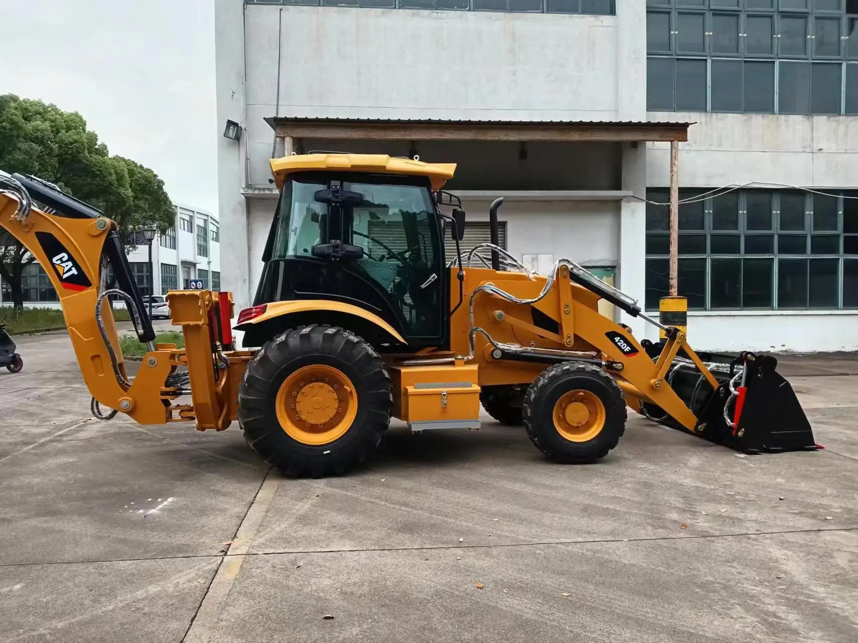 Japan Used Japan Original 4 Wheel Drive Tractor Backhoe Loader Caterpillar Brand CAT420F Backhoe 100% Original for sale