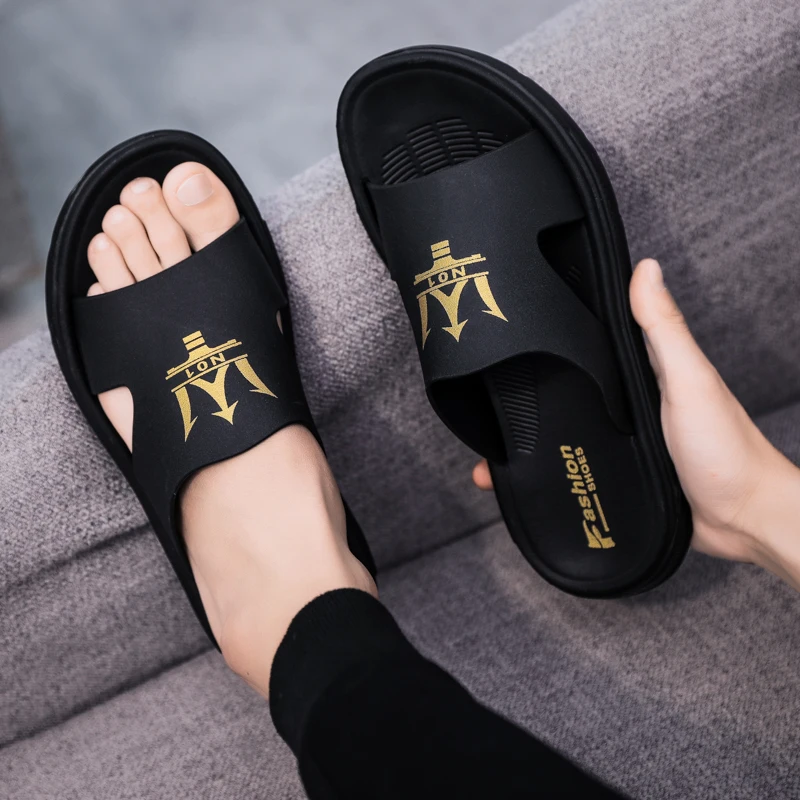 Brands Names Italian Leather Slippers for Men Design of Mens Luxury PU Slipper Anti-slippery Man Sandals