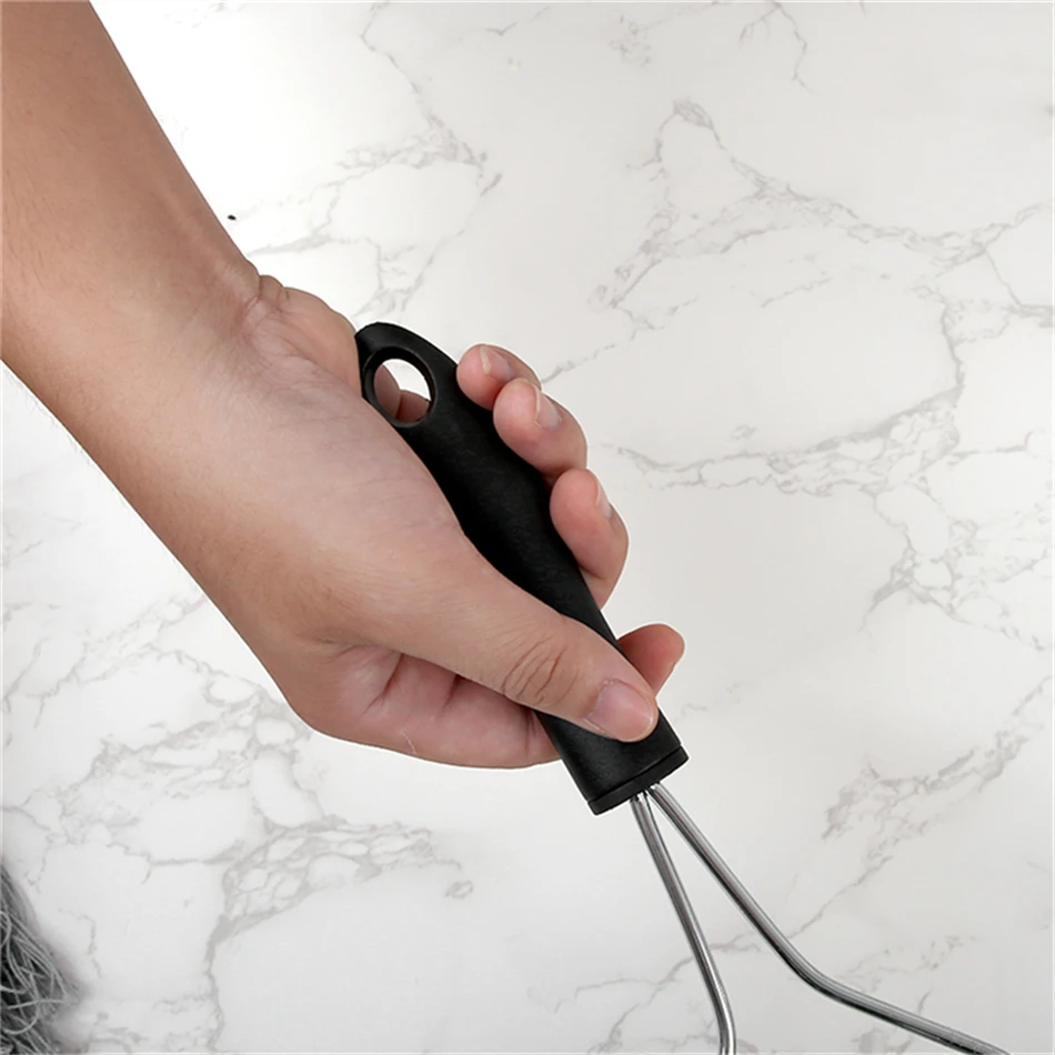 Easy to Use Gadgets Kitchen Potato Masher with Non Slip Heat Resistance Handle Stainless Steel Potato Press