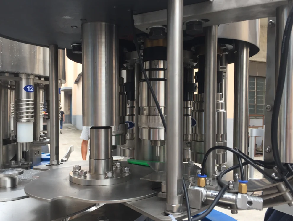 2022 Online sales/small bottle water filling machine for custom made