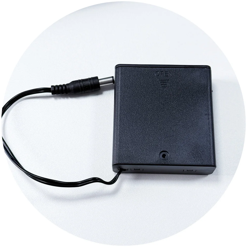 2.1x5.5mm DC Male Connector plug 4*1.5AA 5V 6Vbattery holder case box with on/off switch and cover for led neon