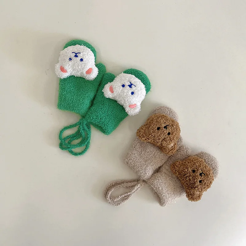 Kids 1-4T Teddy Velvet Embroidery Bear Winter Warm Gloves Plush Different Color Knitted Mittens Gloves With Rope For Toddle