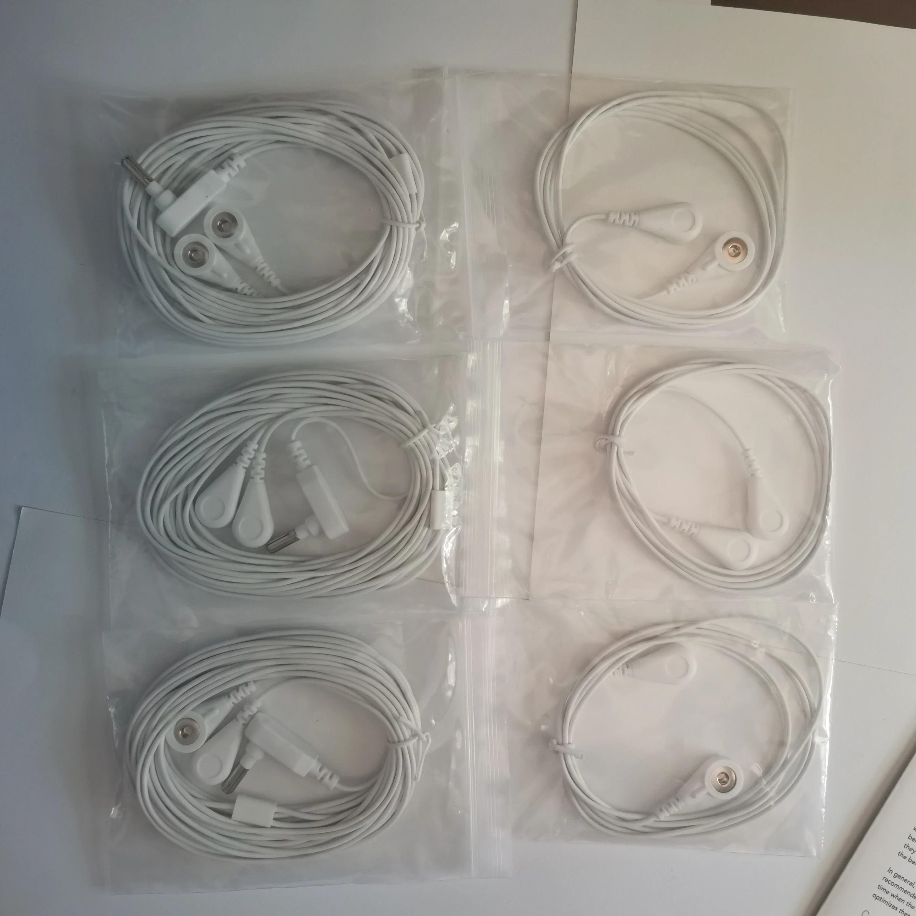 Anti-Static ESD Grounding Cable White One Meter Cord With Double Snap For Earthing Grounding Pillow Case