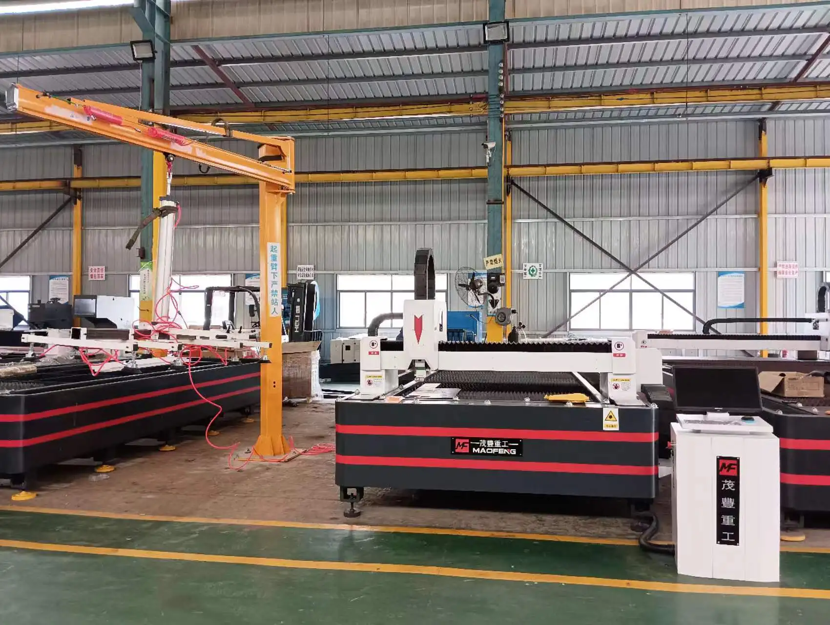Maofeng hot sale 3015 laser cutting machine 3000W Raycus laser 3000W raytools cutting head with Hanli water cooler