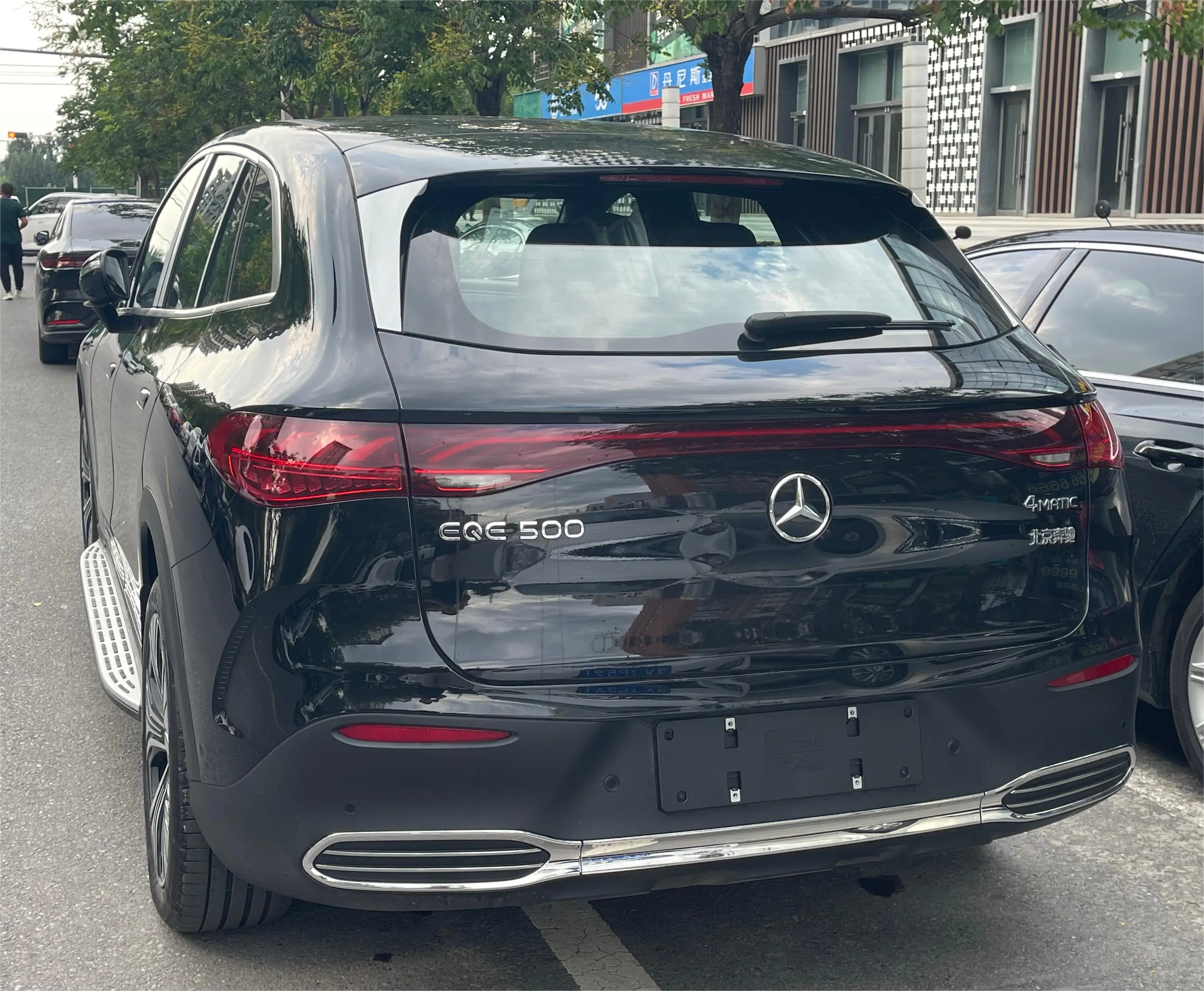 2024 Hot Sale Merce-des Ben-z EQE SUV 500 4 MATIC Luxury Pure Electric Car with BURMASTER SPEAKER