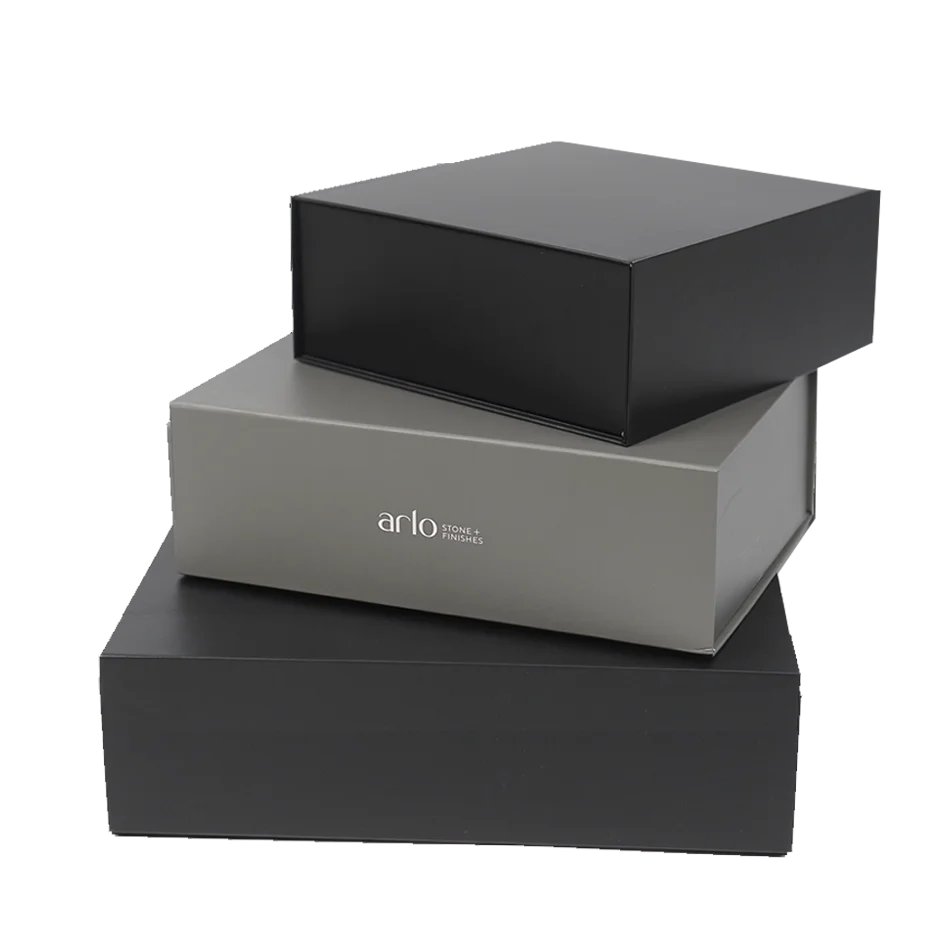 Pure White Folding Flip Magnetic Box Custom Logo Luxury Simple Cardboard Gift Box