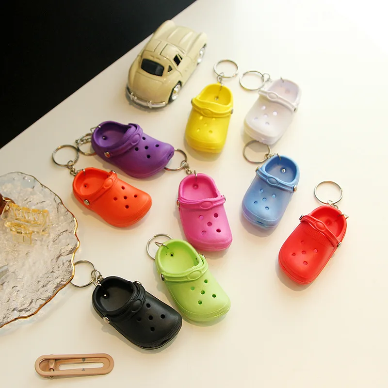 13 color Cute Mini clog Keychain wholesale Colorful  3D Small Hole Shoes Keychain Factory direct sales low price high quality