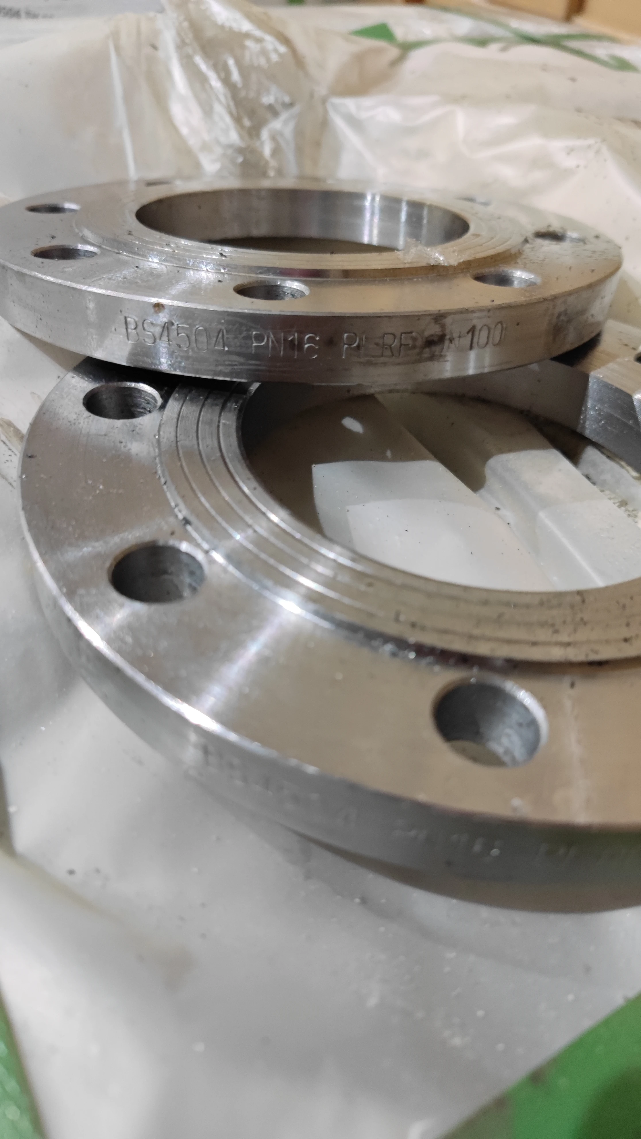 BS4504 PN16 PLRF штамповочная доска из углеродистой стали без резьбы с шелковой сваркой плоский фланец DN450 DN500