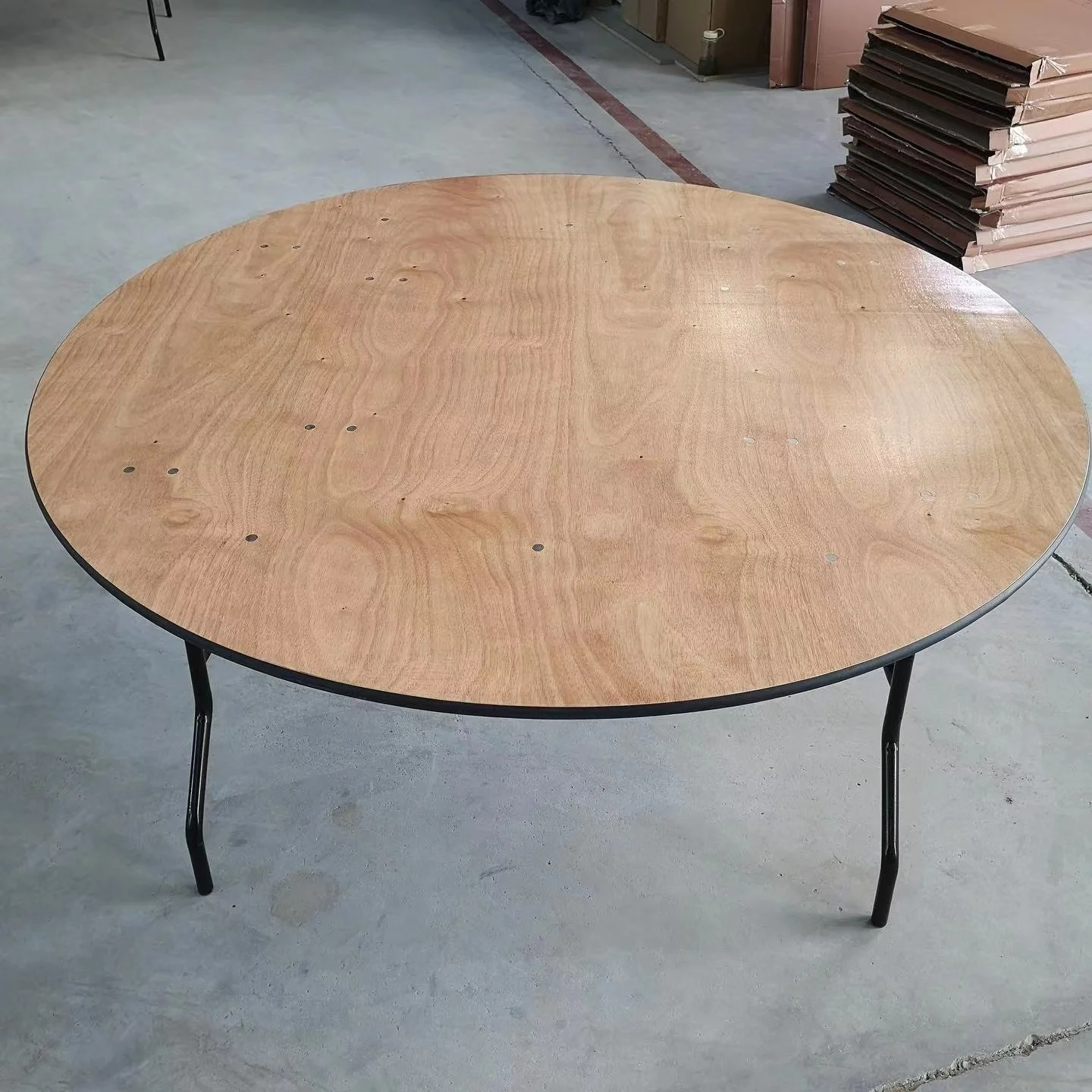 Folding Wood Round Tables