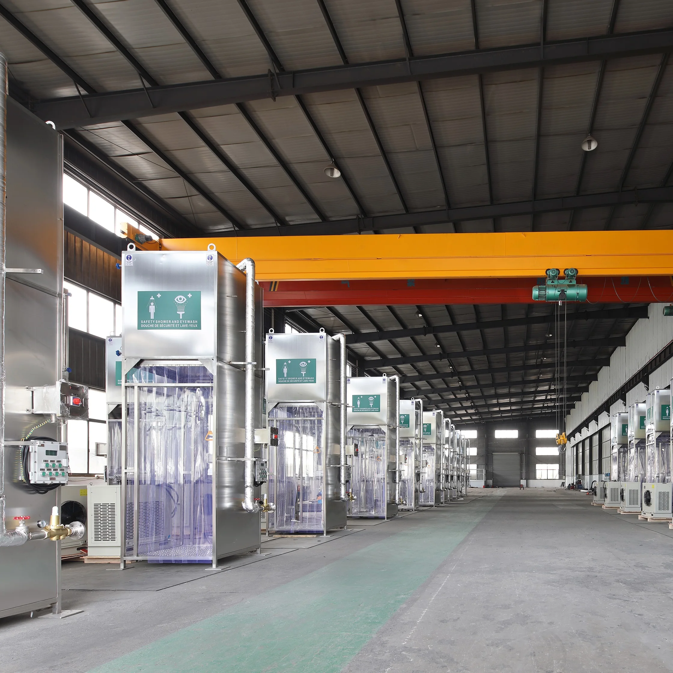 Intelligent Emergency eye washer and shower station