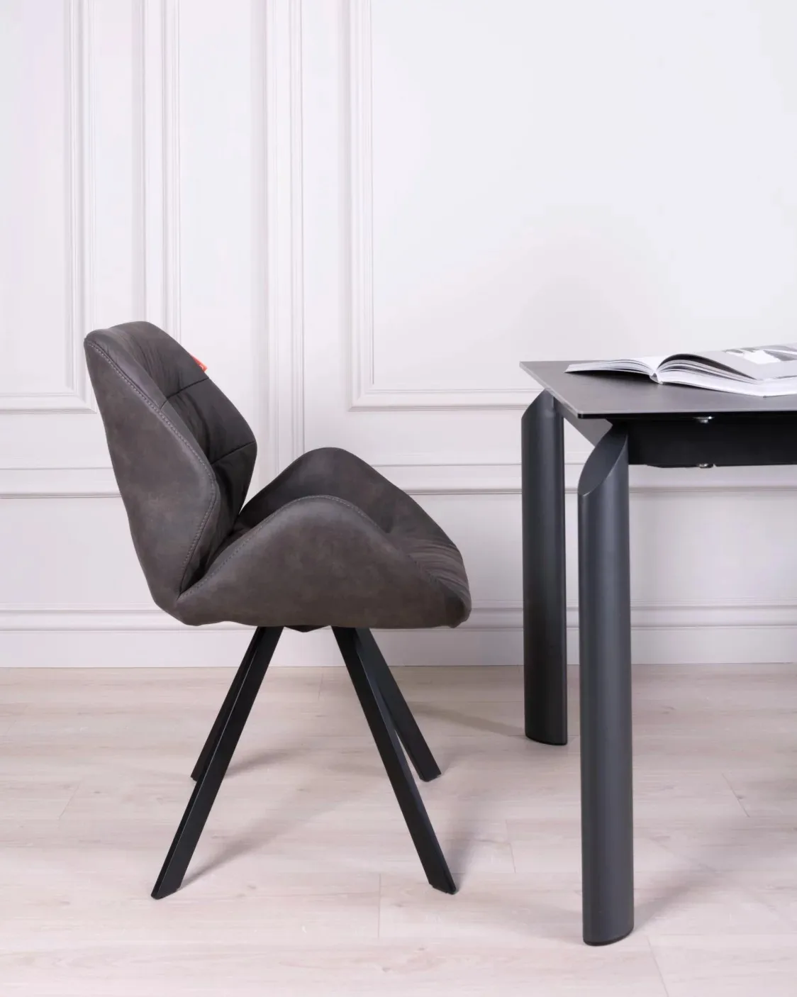 Master Design Hotel Luxury Dining Room Furniture Modern Italian Style Upholstery Factory Fabric Velvet Upholstered Chair