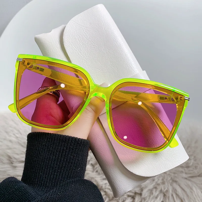 2022 new Fluorescent green personality oversized sunglasses womens wholesale futuristic unisex sunglasses summer glasses