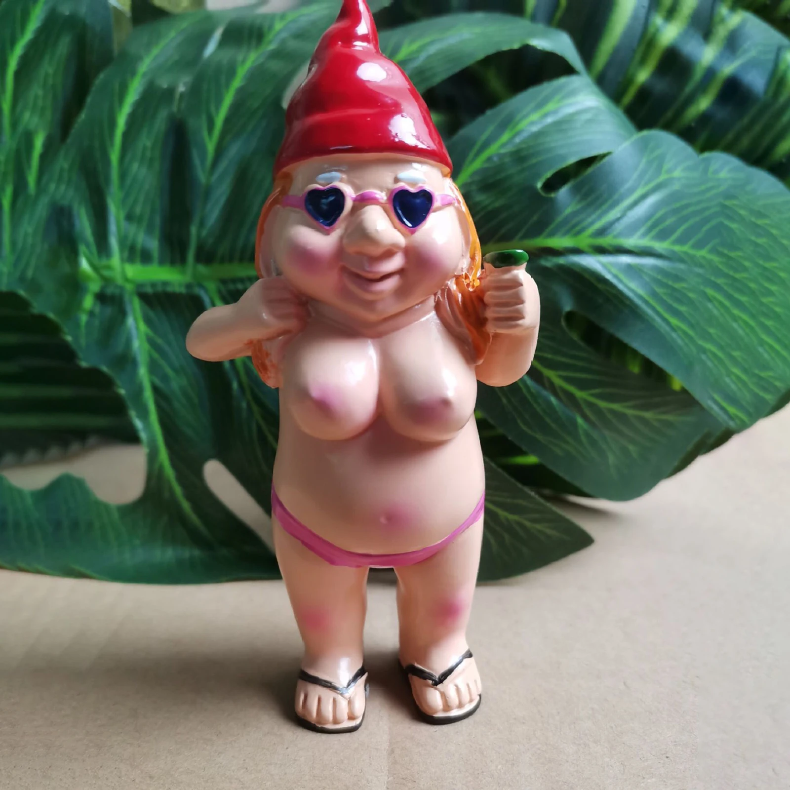 Fengzhi Factory Prank garden gnomes fun characters home or outdoor lawn decoration home gifts resin crafts