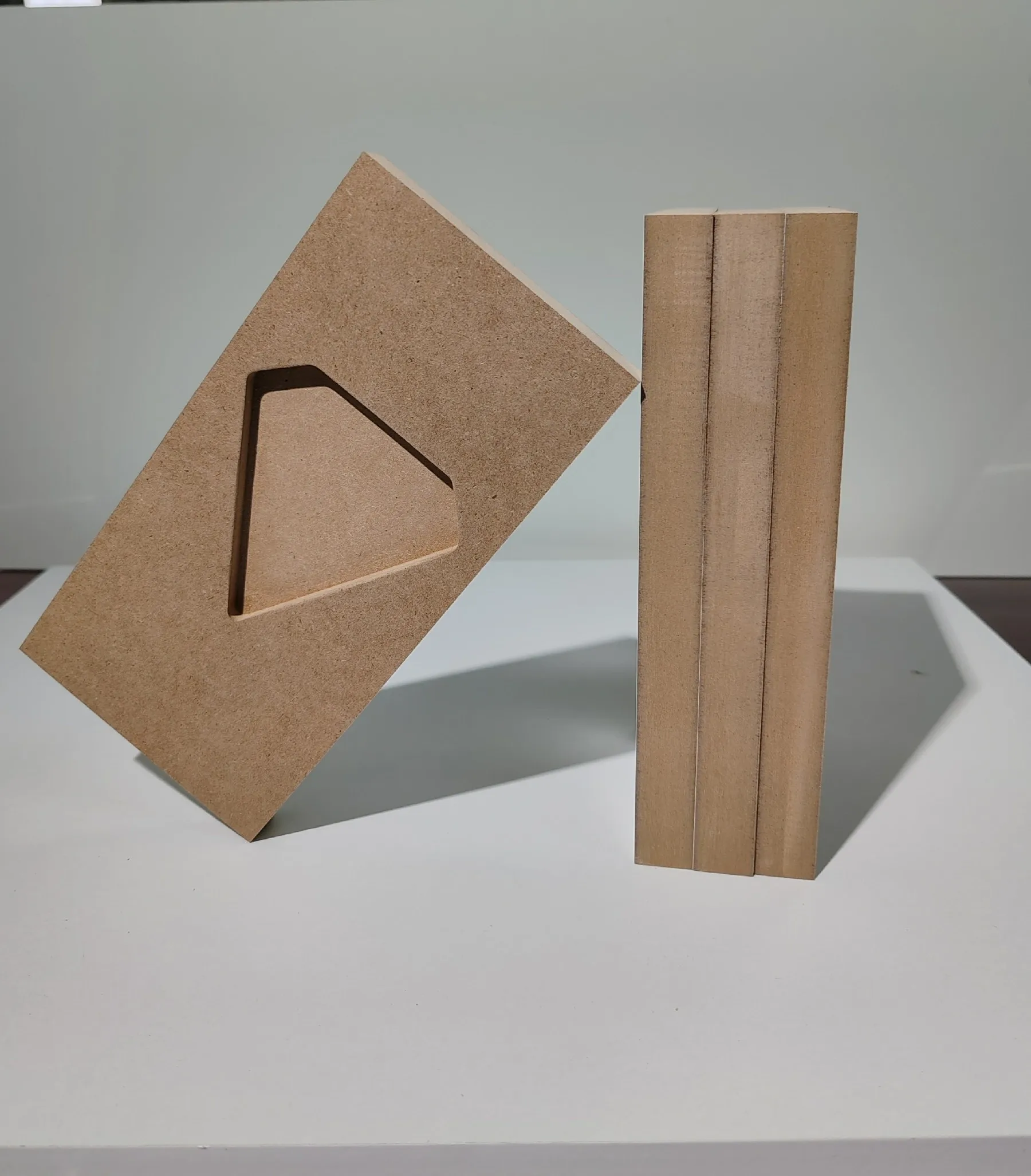 Modern 4x8 18mm Thick Melamine Laminated MDF Board High Glossy Furniture Cabinets PVC Material E0 Formaldehyde Best Price